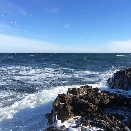 Planta Baja Primera Linea De Playa Marinas Con Acceso Al Mar דניה