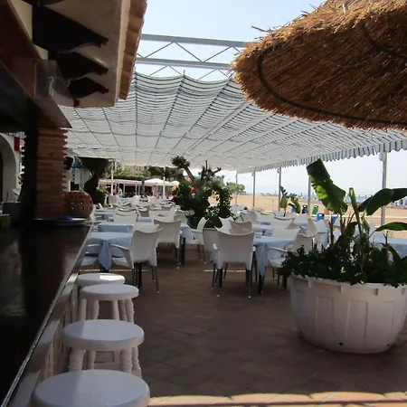 Planta Baja Primera Linea De Playa Marinas Con Acceso Al Mar דירה דניה